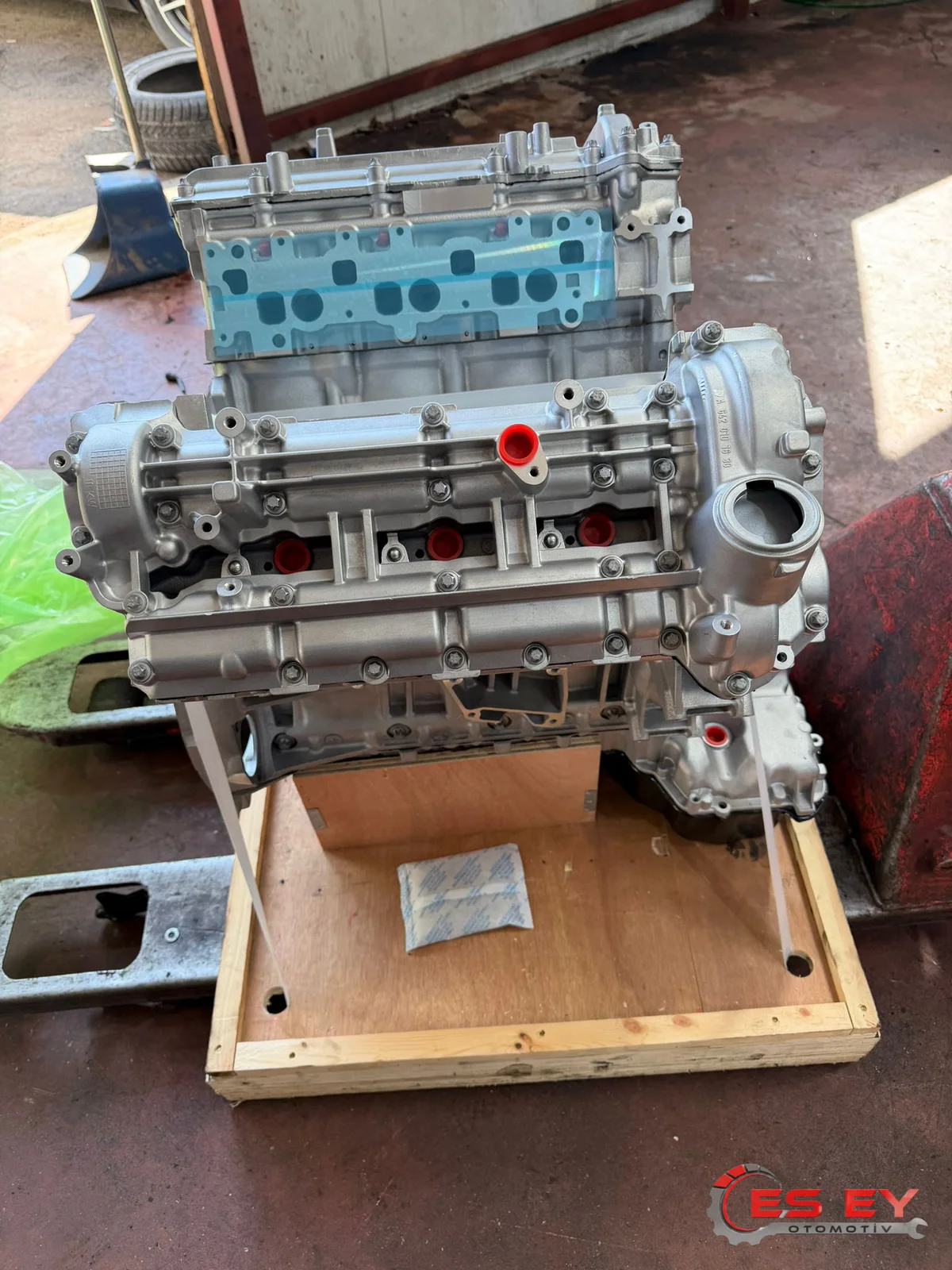 Mercedes OM642 Motor galeri görseli 4